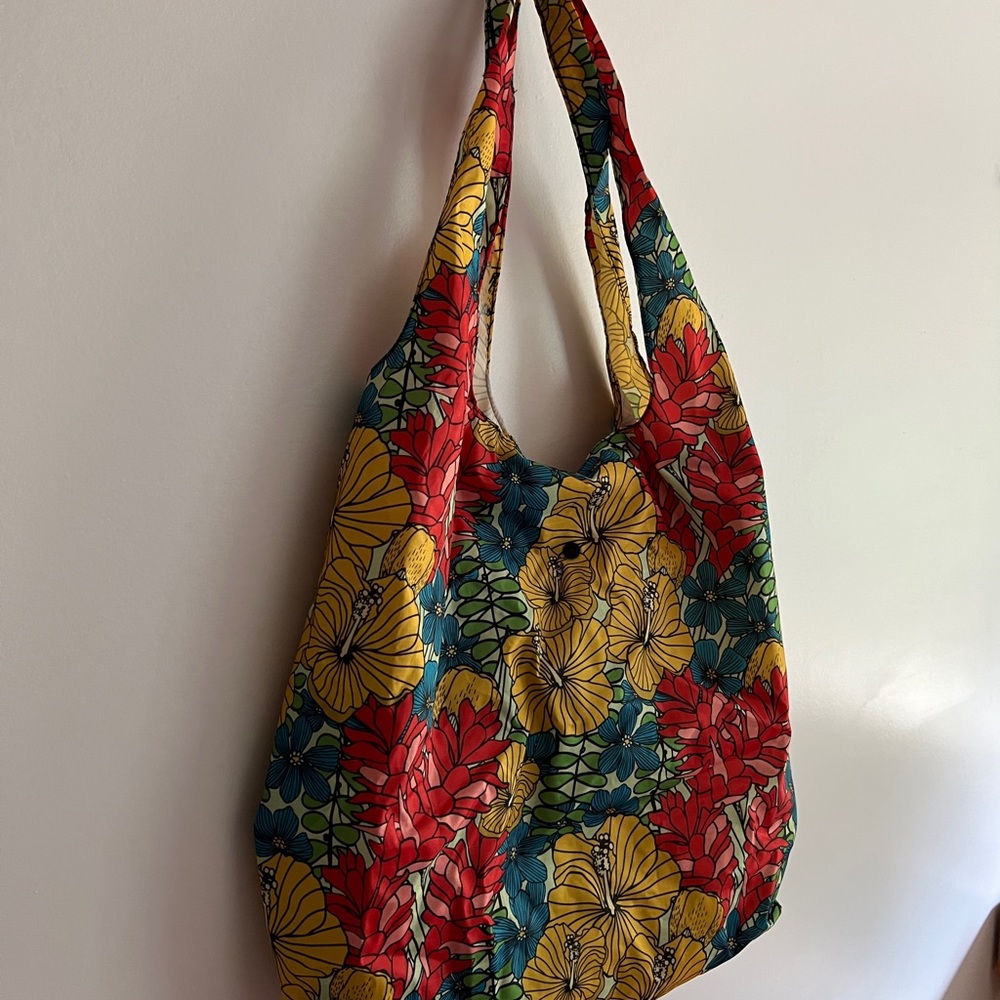 Paradise Totes Pack Down Tropical Print Travel Bag with Accessory Pouch - Picture 9 of 11